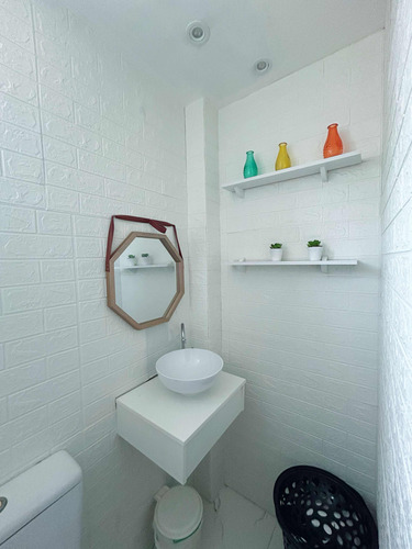 Apartamento 3/4 C/ Dependência Completa Revertida Em Suite