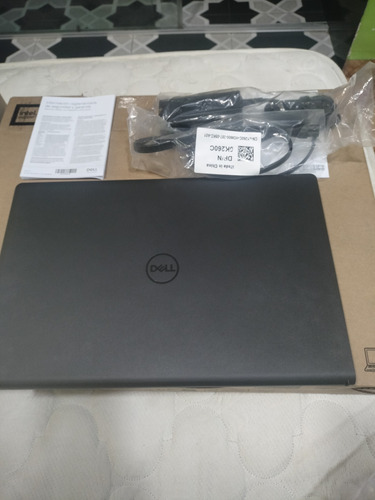 Computador Portátil Dell Modelo 3520