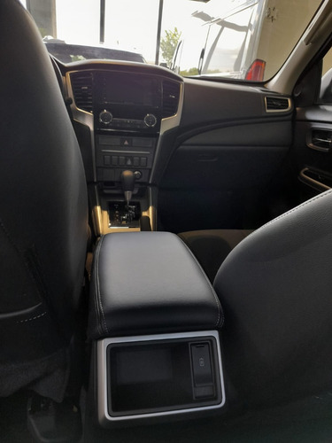 Mitsubishi L200 2.4 Di-d High Power 181cv Cuero