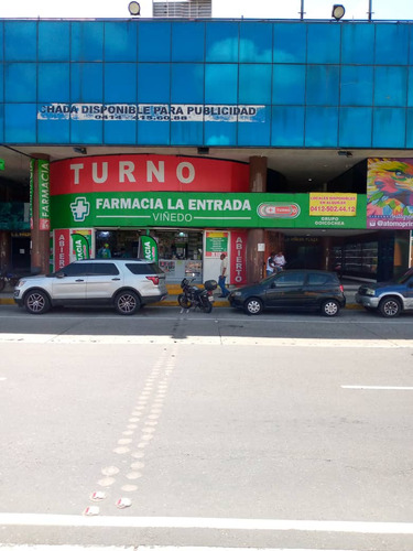 Vende Centro Comercial Avenida Bolivar De Valencia