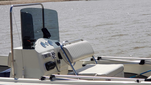 Trakker 520 Mercury 60 Hp Ct 4t Con Pata 75 Hp Con Trailer