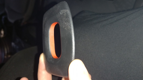 Moldura Trinco Banco Traseiro Ford Ka New Fiesta Ecosport (Usado)