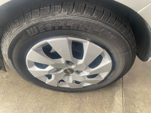Chevrolet Onix 1.0 Lt 5p