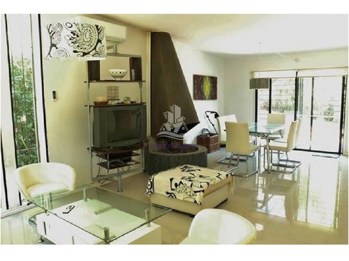 Casa En Golf, 3 Dormitorios *- Ref: 29220