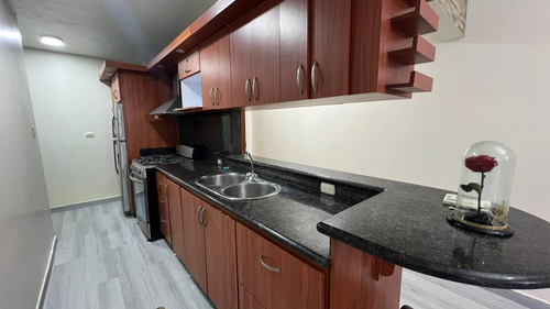Venta De Apartamento. Res. Paso Real, San Diego.