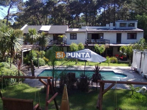 Imagen 1 de 14 de Casa En Venta - Punta Ballena