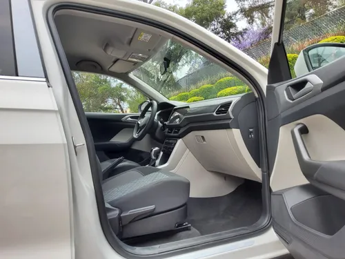 Volkswagen Taigun 1.0 Tsi Comfortline At