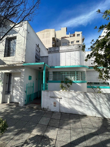 Imagen 1 de 1 de Casa Cinco Ambientes