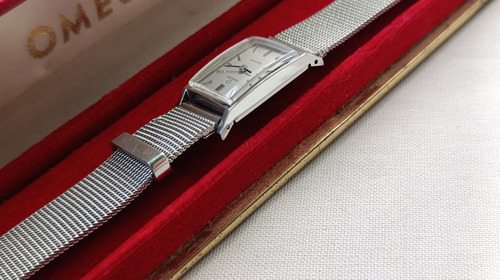 Reloj Omega Genève Ref. 511.357 - Swiss 1971 Estuche Plateado No Plateado (Usado)