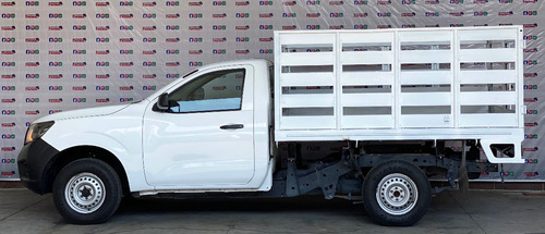 Imagen 2 de 14 de Nissan Np300 Estaquitas