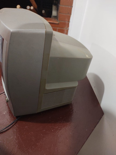 Televisão 14 Tubo Philco Funciona Tudo. Sem Controle.