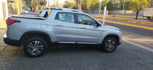 Imagen 16 de 19 de Fiat Toro 2.0 Volcano 4x4 At
