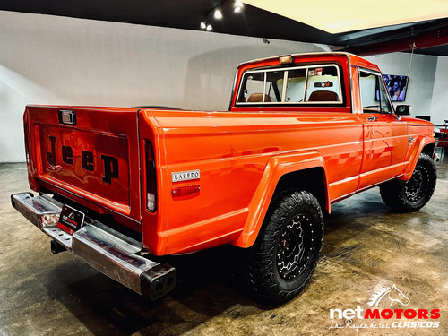 Jeep J10 Laredo 1984