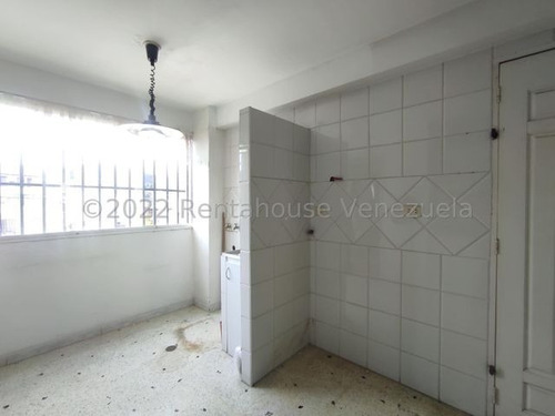 Imagen 6 de 15 de Apartamento En Venta Cumbres De Curumo 22-24301 Wolfgang Liaz 0414-132-24-22 0412-582-01-12