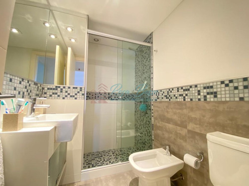 Imagen 5 de 7 de Apartamento De 2 Dormitorios En Torre Con Servicios