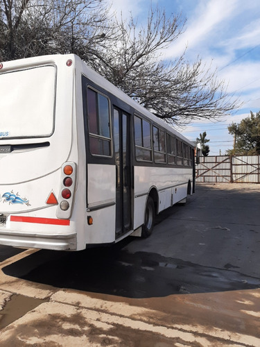 Imagen 4 de 9 de Colectivo Mercedes Benz 1722 Modelo 2009