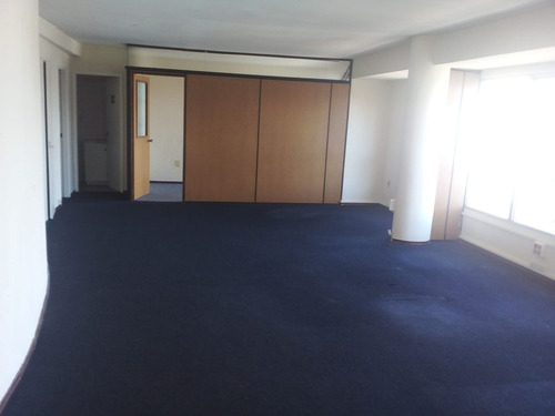 Imagen 25 de 27 de Venta Parking Y Oficinas Con Renta En Ciudad Vieja