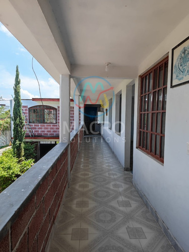 Casa En Venta En Col. Puxtla Con Amplio Jardín Y 7 Habitaciones