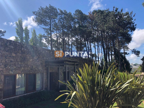 Imagen 1 de 30 de Casa En Alquiler -laguna Blanca