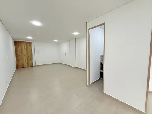 Local En Venta En Novaterra. Cod V1541