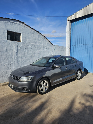 Volkswagen Vento 2.0 Luxury I 140cv Dsg