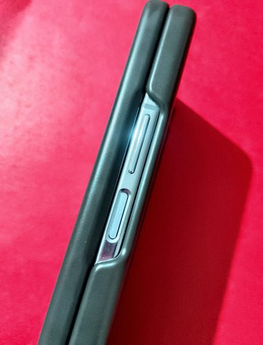 Celular Samsung Galaxy Z Fold 5 512gb Azul Cielo Y Funda Con S Pen Azul Claro (Usado)