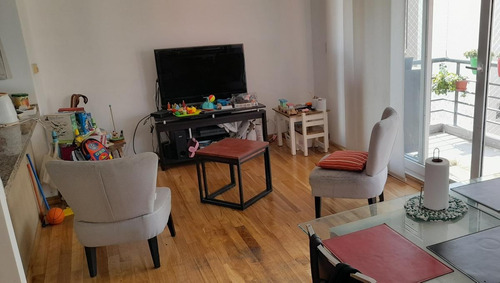 Imagen 2 de 30 de Villa Urquiza - Impecable Semipiso De 2 Amb Con Balcón Y Calefacción Central!!