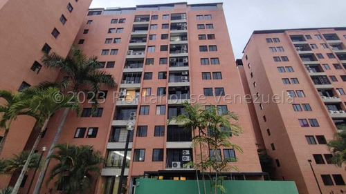 En Alquiler Hermoso Apartamento Ubicado En Colinas De La Tahona. Dianacamargo 