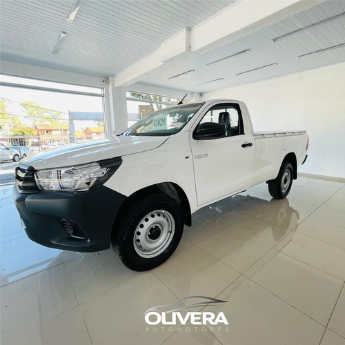 Toyota Hilux Pick Up 4x4 Diesel 0km - Olivera Automotores
