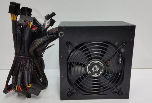 Imagen 2 de 5 de Fuente De Poder Altek Gamer 650w 40a Pci-e 6,8,20+4