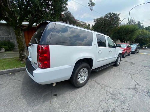 Imagen 4 de 15 de Chevrolet Suburban Gmc 2007