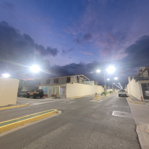 Imagen 2 de 24 de Casa En Venta En La Morita, Av Aragua. Urb Los Girasoles 04121994409