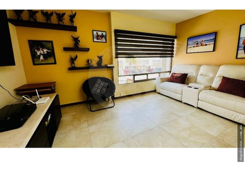 Casa En Venta En Bosque De Las Fuentes Residencial En Calimaya