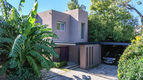 Casa En Venta 4 Dormitorios - Barrio Semi Cerrado - Zona Santa Rita San Isidro