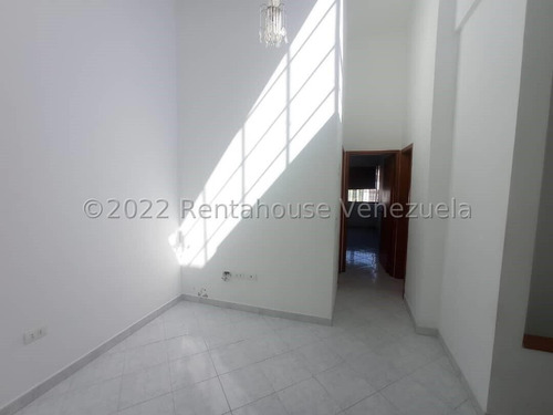 Imagen 9 de 15 de Leida Falcon Rentahouse Vende Casa En Prebo Valencia 22-22935 Lf