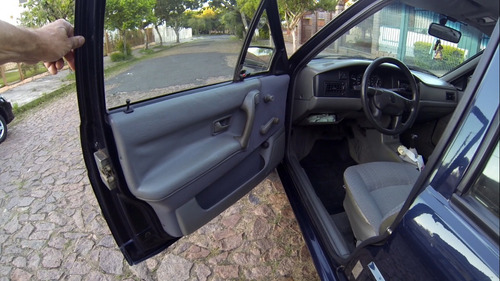 Santana Quantum Azul 1994 ( Super Inteiro )