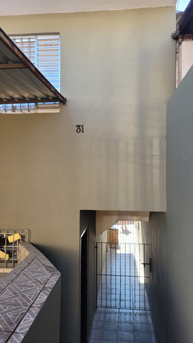Casa Com 3 Dormitórios, 3 Banheiros, 1 Vaga E 1 Suíte
