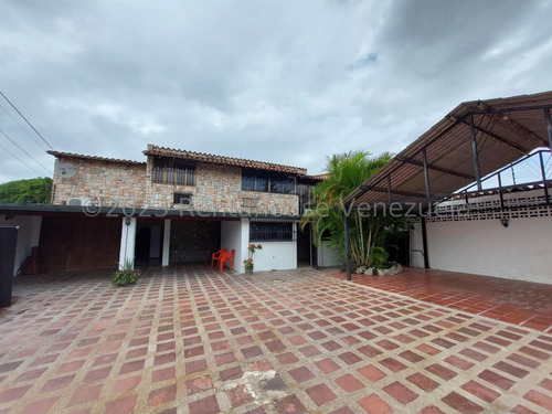 Casa En Alquiler Para Ti En La Urb San Jacinto, Maracay 24-13156 @josbertscarvallo.rah