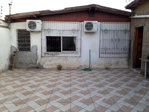 Casa Em Jardim Leopoldina Com 3 Dormitórios - Ot7278