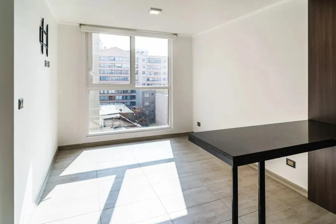 Imagen 2 de 12 de Arriendo Estudio Stgo Centro Metro Santa Lucia