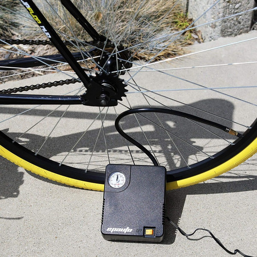 Compresor Portatil Aire 12vdc Auto,bicicletas,motos Con Acce