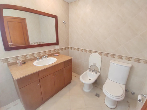 Casa De 4 Dormitorios En Barrio Privado San Joaquín, Exaltación De La Cruz