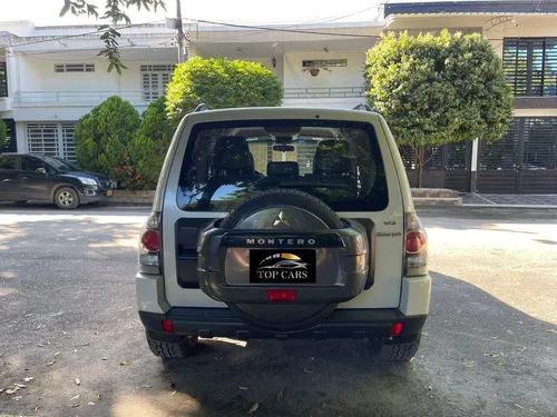 Mitsubishi Montero 3.5 Hard Top
