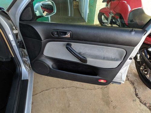 Volkswagen Golf 1.6 Plus