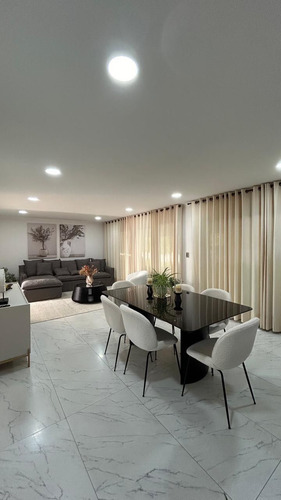 Linda Casa En Venta (71107)