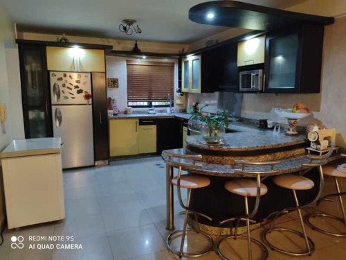 Imagen 3 de 12 de Gabriel Rivas Vende Casa En Urb. El Bosque Valencia Cod: Atc-539