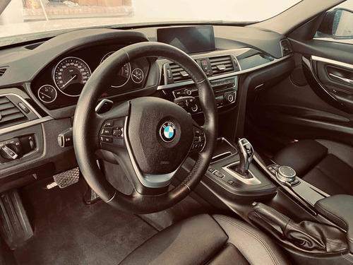 Bmw Serie 3 3.0 330i Sedan Sport Line 252cv 2016
