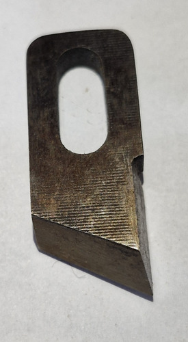 Riscador Para Respingadeira Esquerda 38mmx15,7mm (Usado)