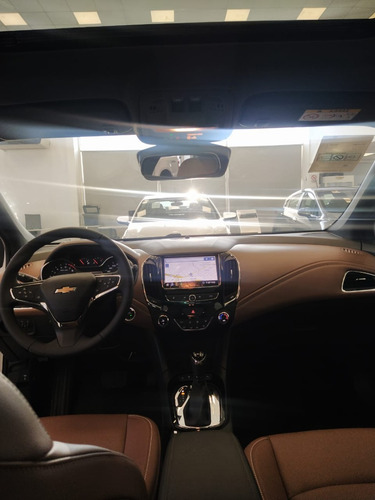 Imagen 5 de 12 de Chevrolet Cruze 5p Premier 1,4 Turbo (153cv) Automático Ph