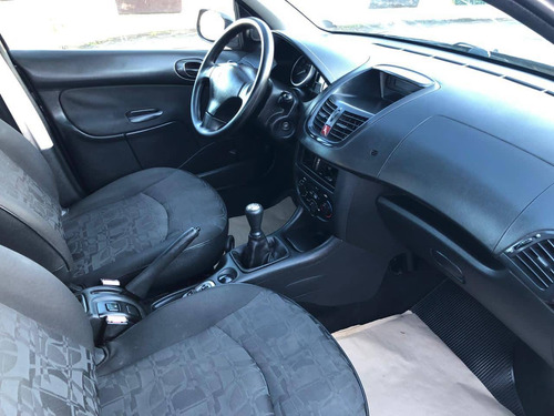 Peugeot 207 1.4 Xr Sport 8v Flex 4p Manual